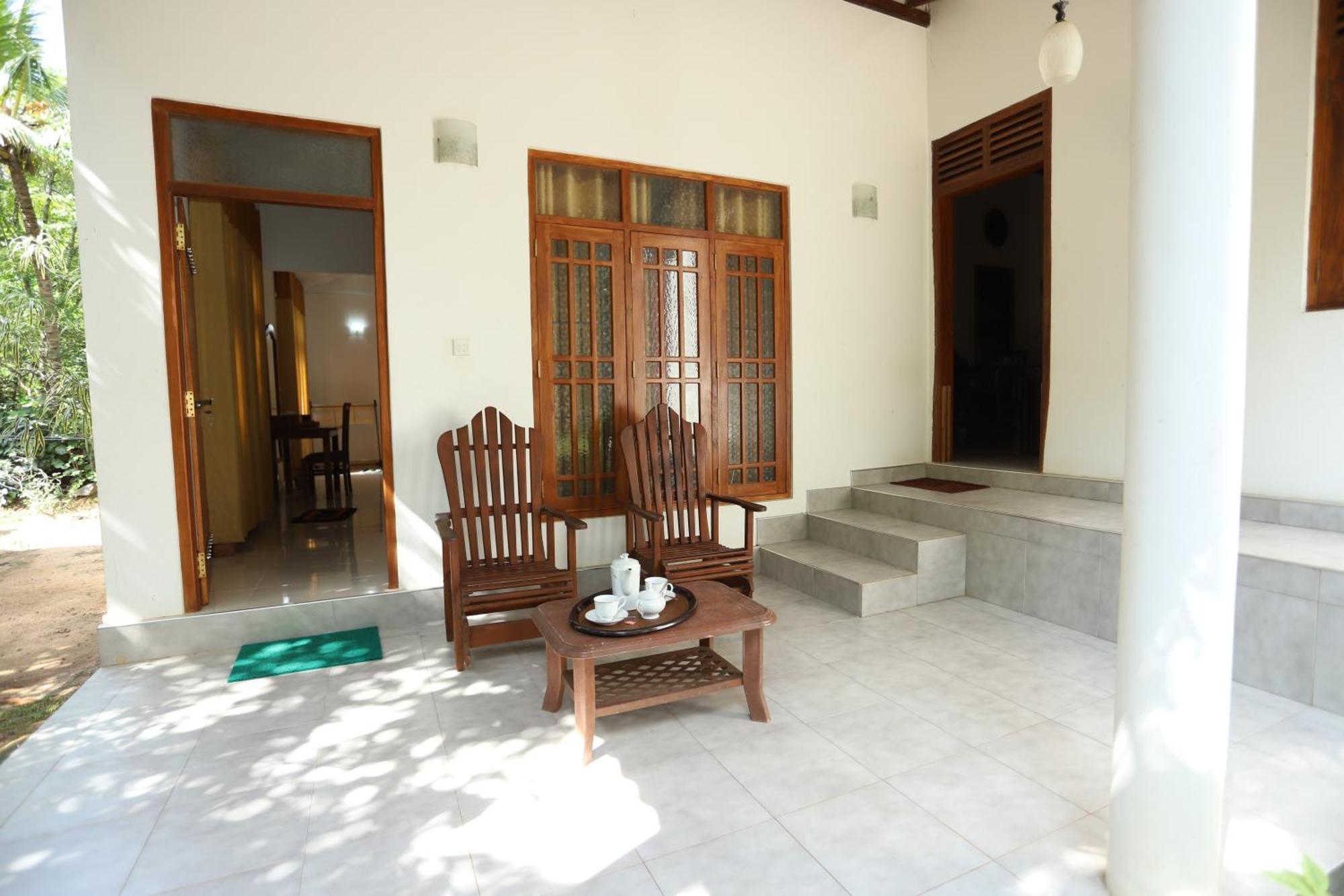Serene Home Stay Udawalawe Eksteriør bilde